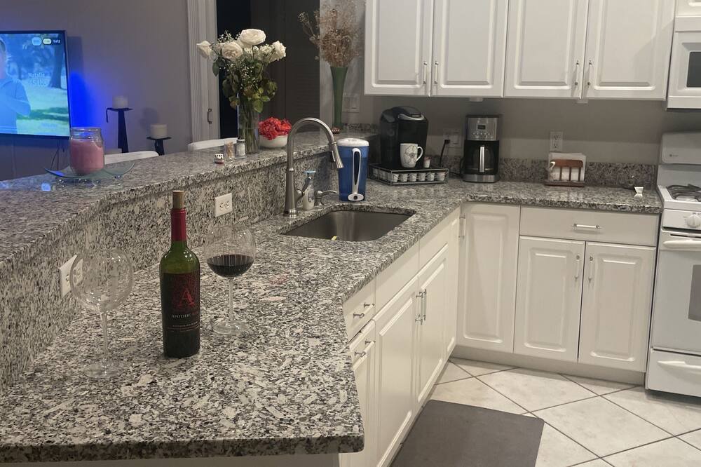 Photo of Kitchen in Port Saint Lucie