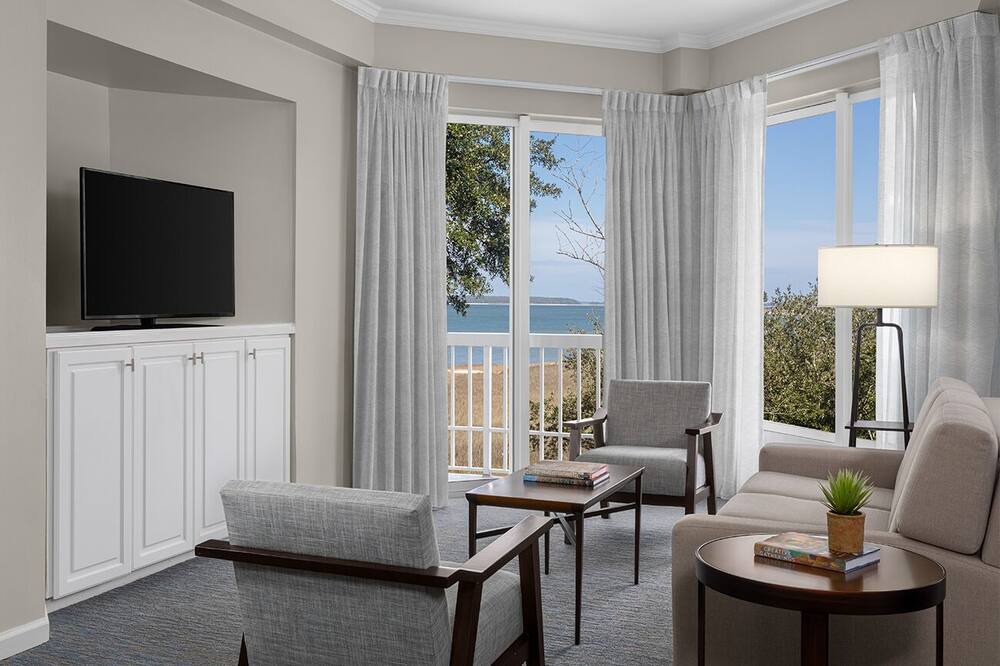 Photo of Livingroom in Harbour Town