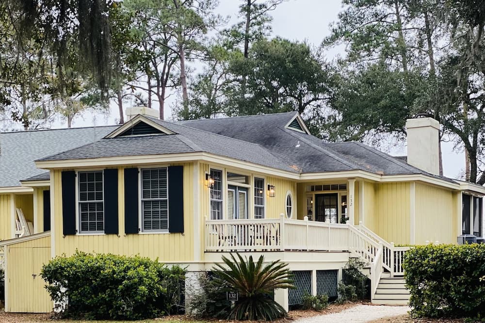 Photo of Outdoor in Melrose on the Beach