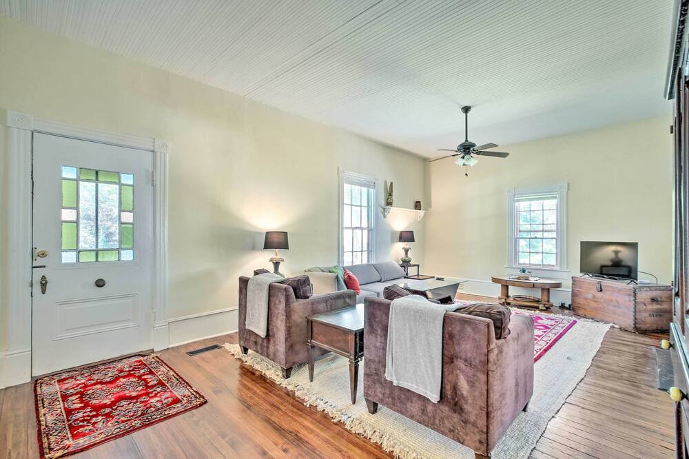 Photo of Bedroom in Watkinsville