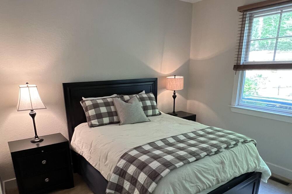 Photo of Bedroom in Bear Lake Reserve