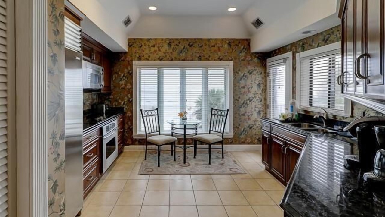 Photo of Kitchen in Beach Lagoon