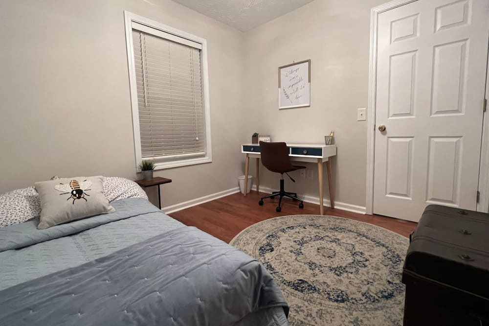 Photo of Bedroom in Winder
