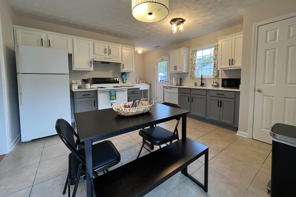 Photo of Kitchen in Winder