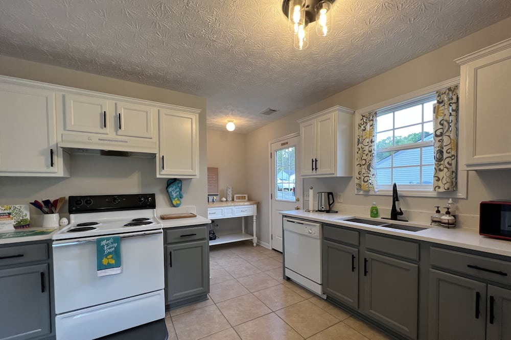 Photo of Kitchen in Winder