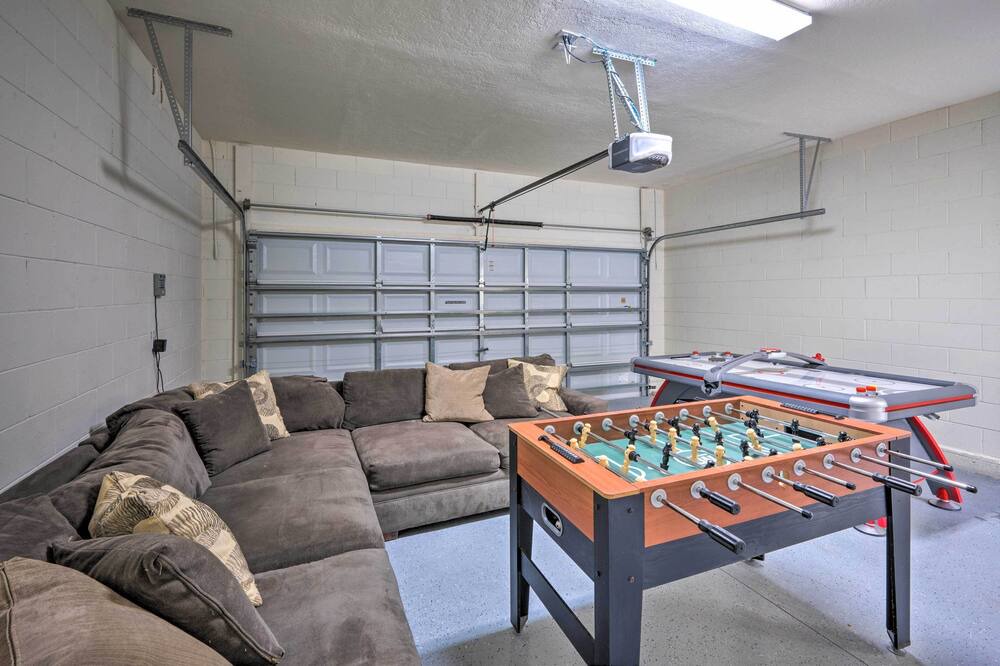 Photo of Bedroom in Veranda Palms