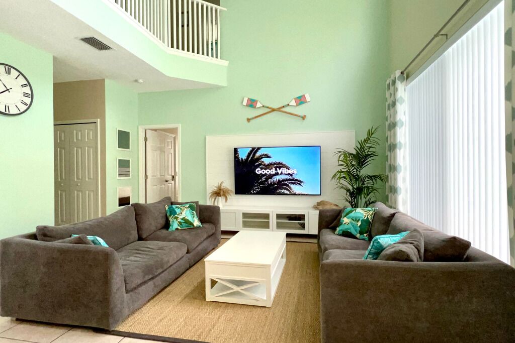 Photo of Livingroom in Lake Berkley