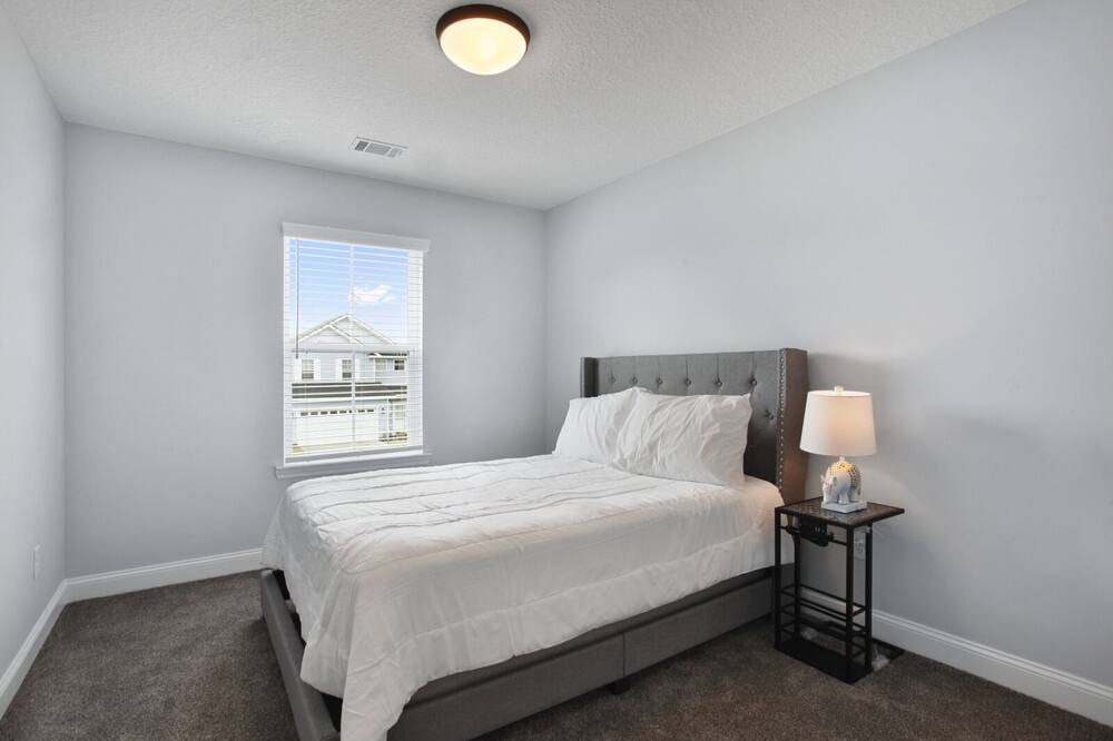 Photo of Bedroom in Fleming