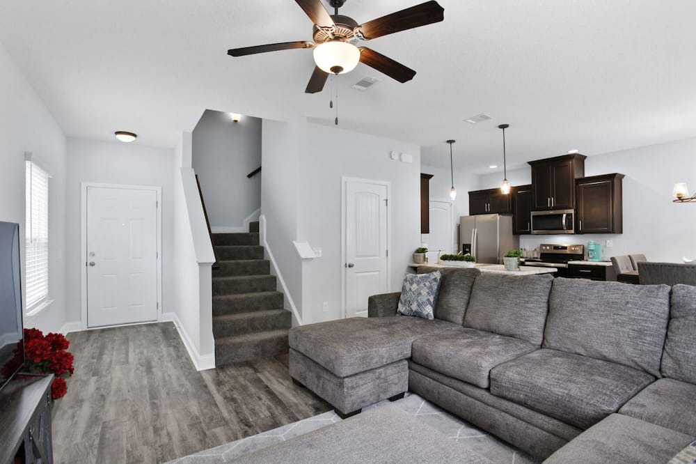 Photo of Livingroom in Fleming