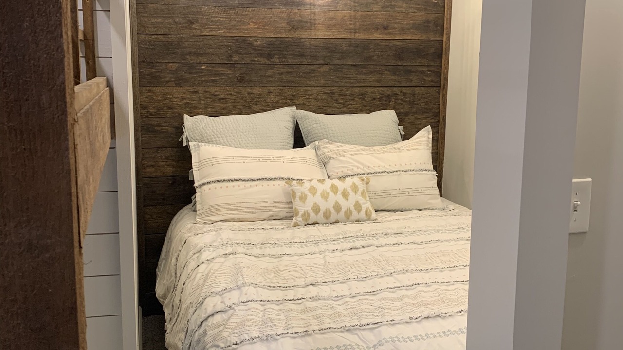 Photo of Bedroom in West Union