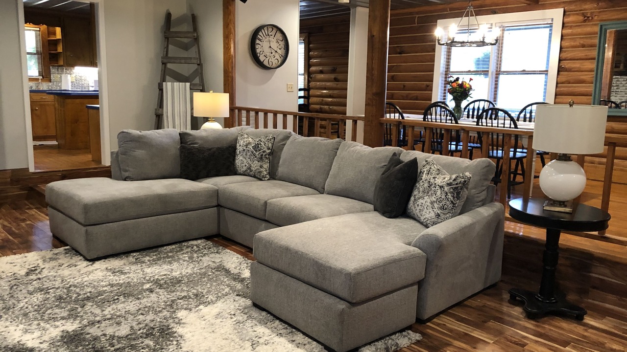 Photo of Livingroom in Little Mountain