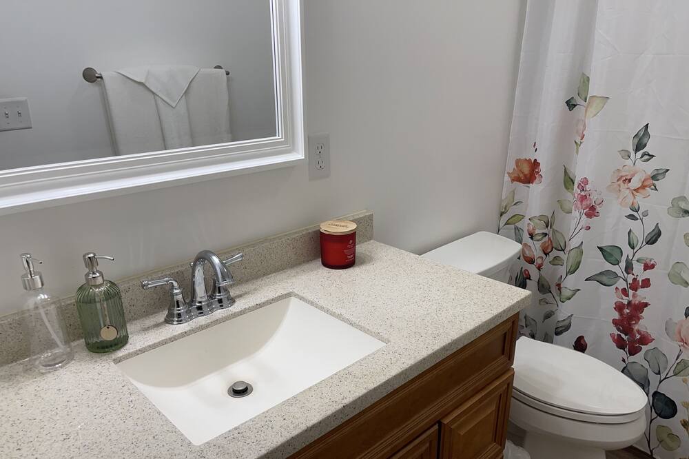 Photo of Bathroom in Brevard