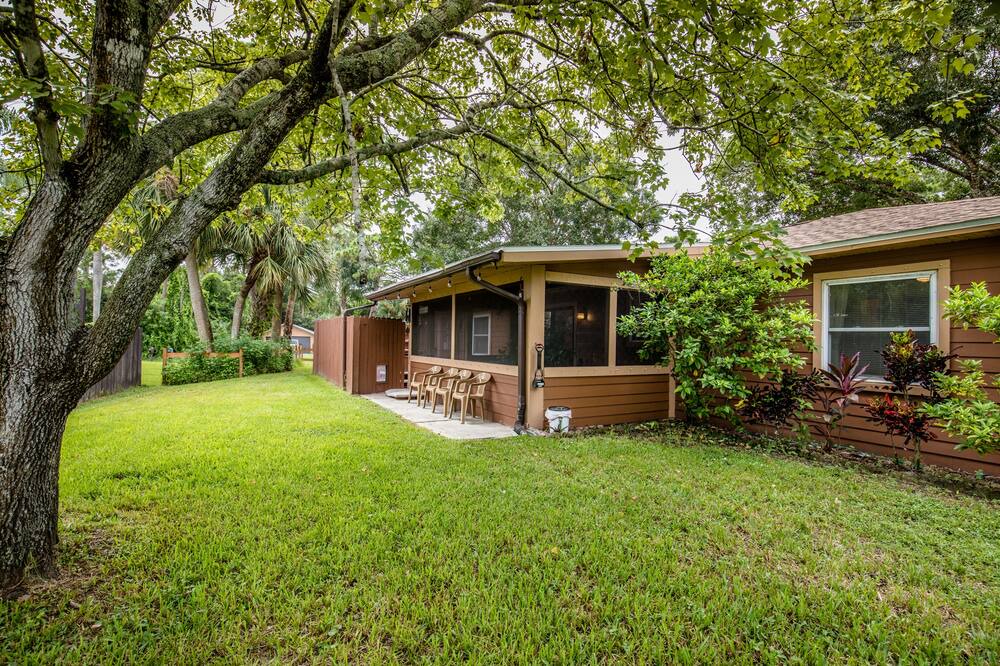 Photo of Outdoor in Sebastian Highlands