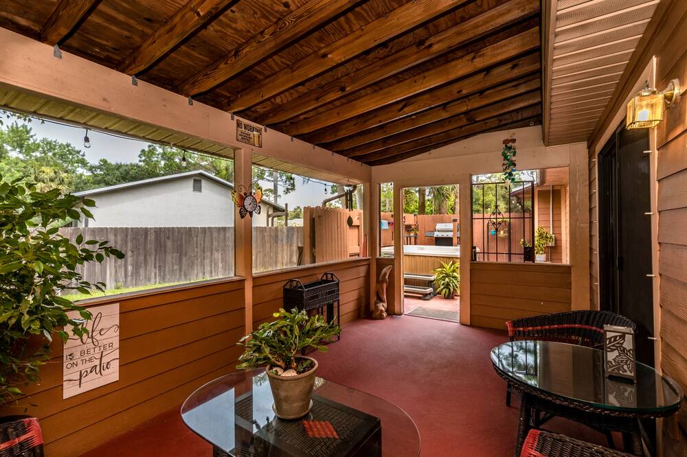 Photo of Patio Balcony in Sebastian Highlands