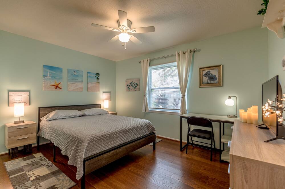 Photo of Bedroom in Sebastian Highlands