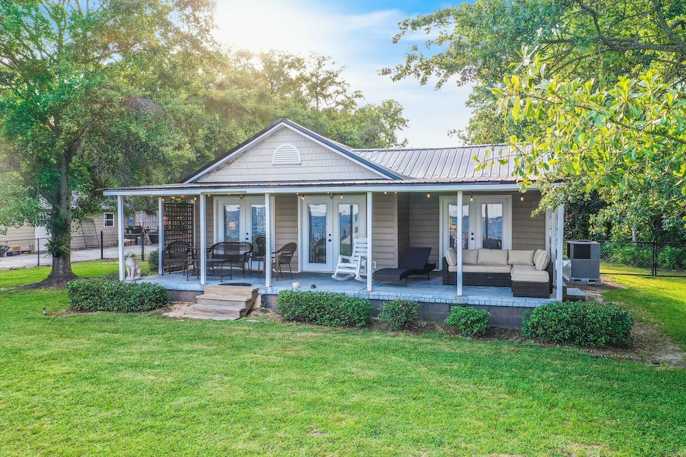 Photo of Others in Russellville