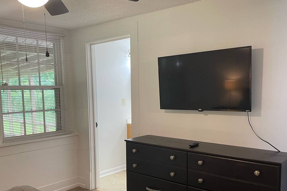 Photo of Bedroom in Richlands