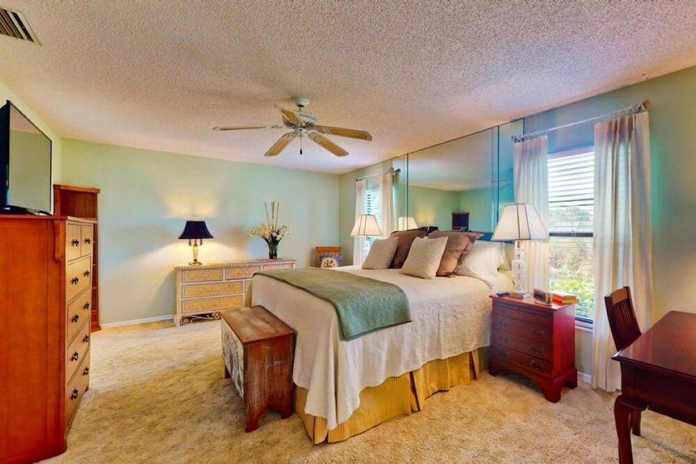 Photo of Bedroom in Florida Ridge