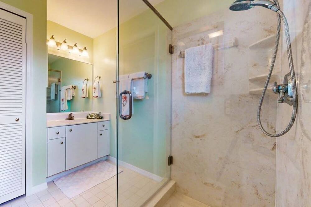Photo of Bathroom in Florida Ridge