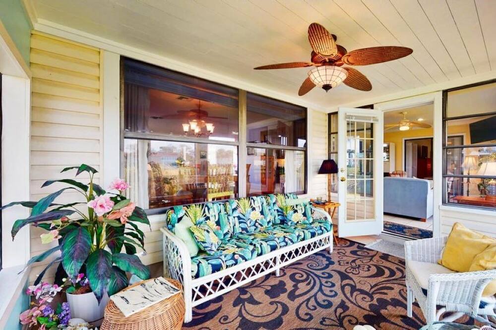 Photo of Livingroom in Florida Ridge