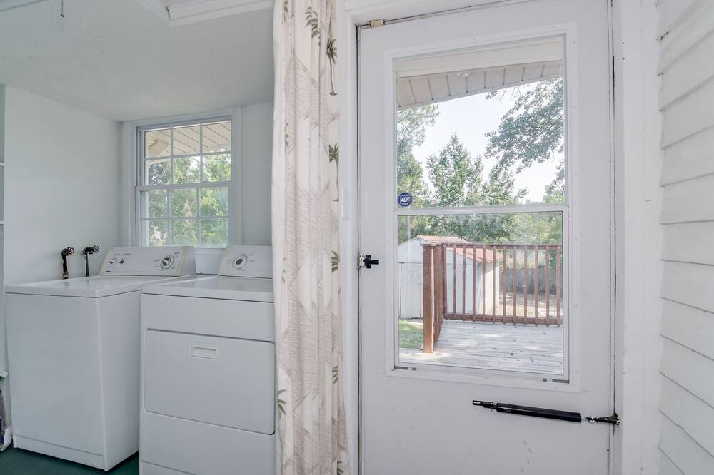 Photo of Bedroom in Midtown