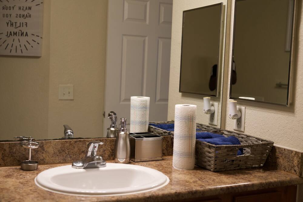 Photo of Bedroom in Park Central