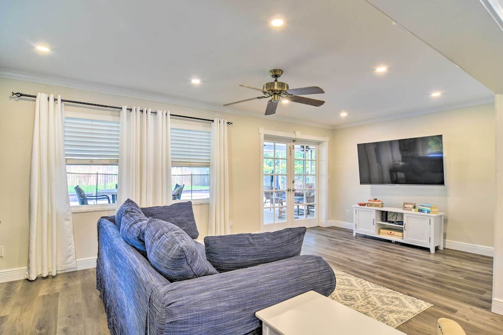 Photo of Bedroom in Riviera Bay