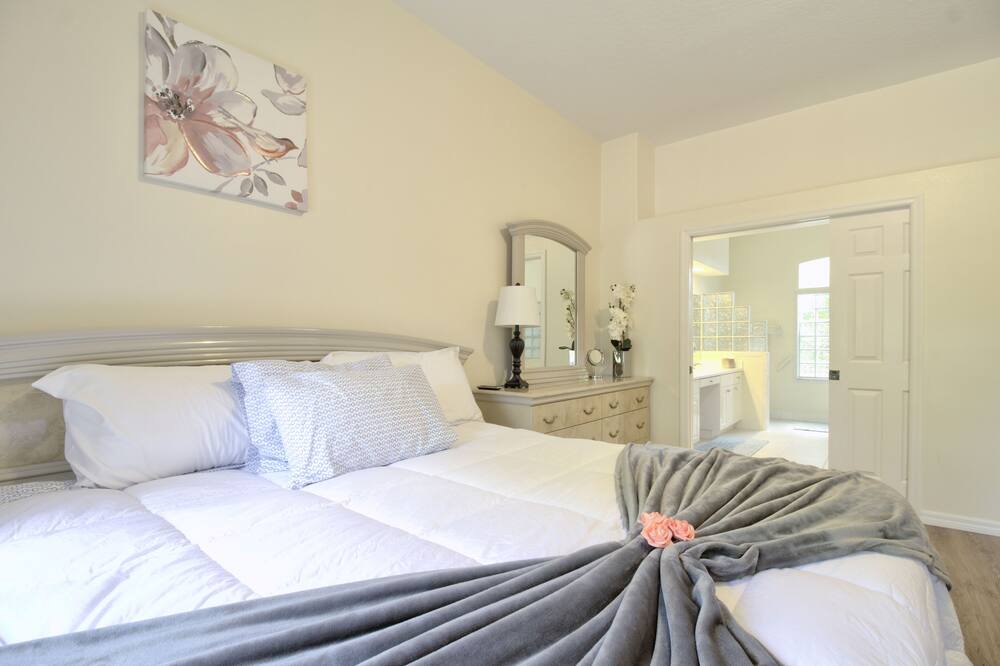 Photo of Bedroom in West Melbourne