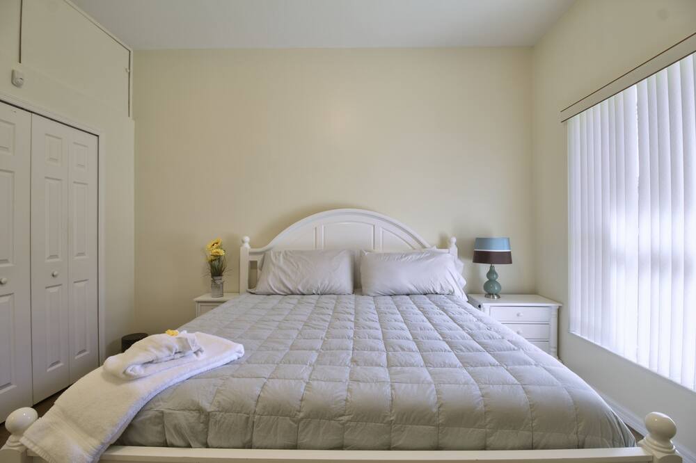 Photo of Bedroom in West Melbourne