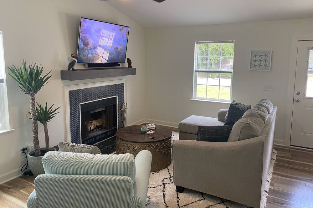 Photo of Livingroom in Charleston