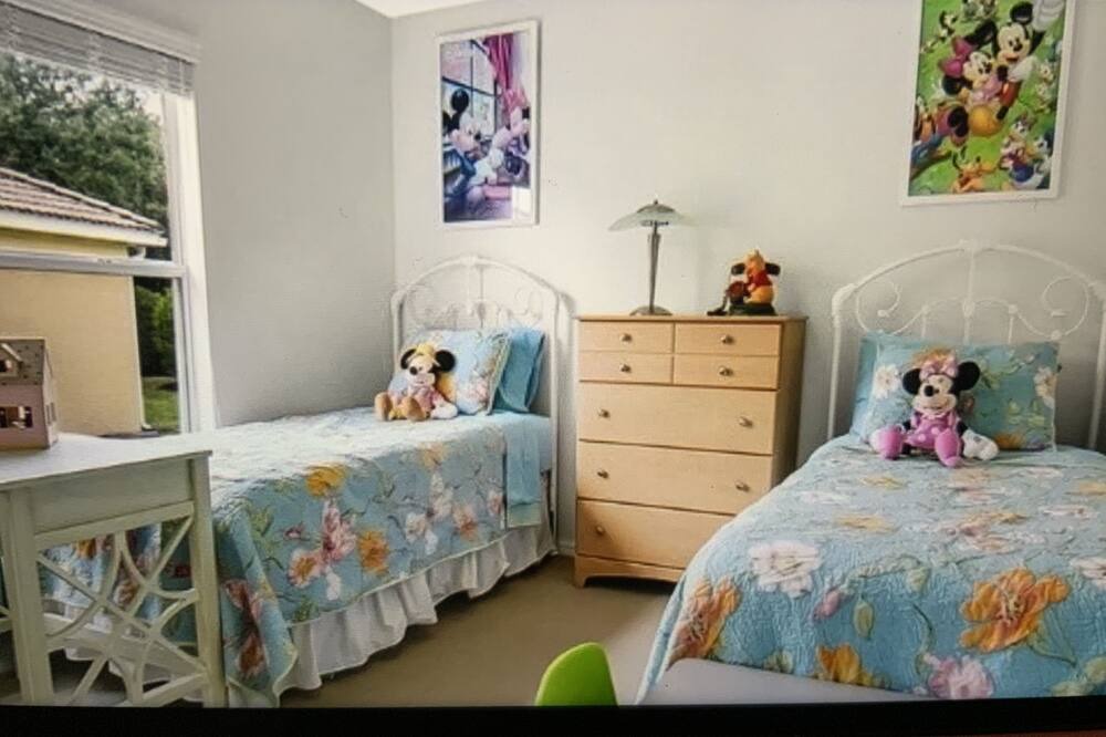 Photo of Bedroom in Fedhaven