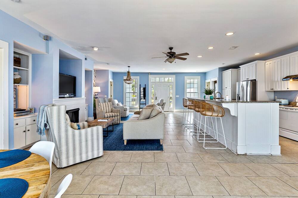 Photo of Livingroom in Melrose on the Beach