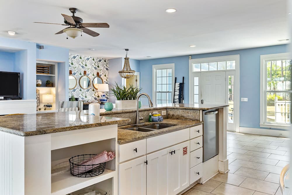 Photo of Kitchen in Melrose on the Beach