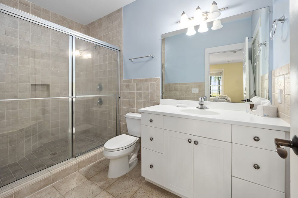 Photo of Bathroom in Melrose on the Beach