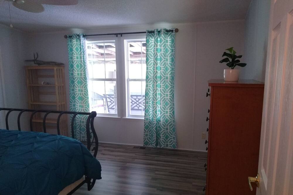 Photo of Bedroom in Summerton