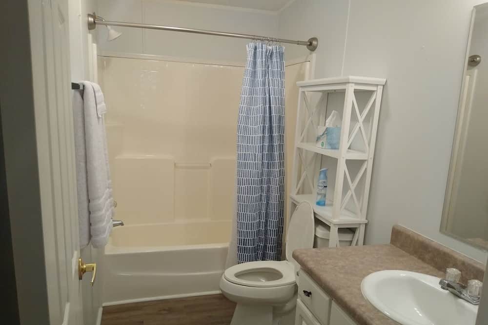 Photo of Bathroom in Summerton
