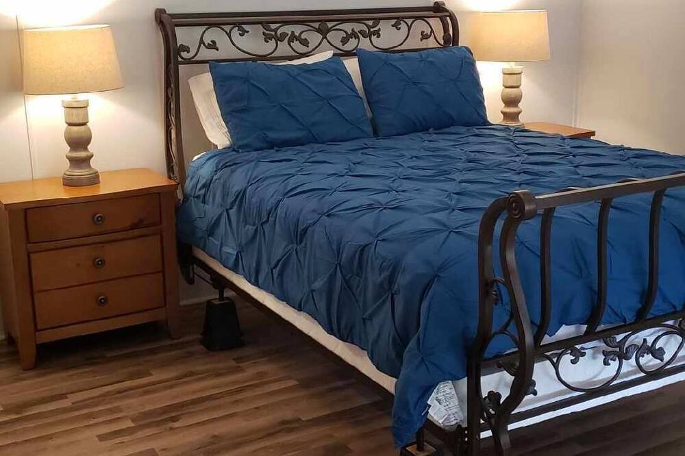 Photo of Bedroom in Summerton