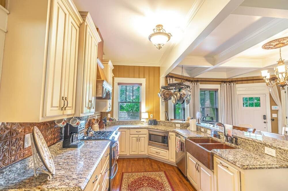 Photo of Kitchen in Terry Sanford