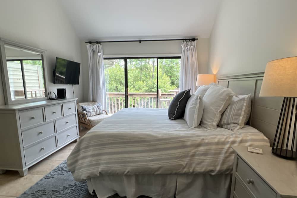 Photo of Bedroom in Sea Pines