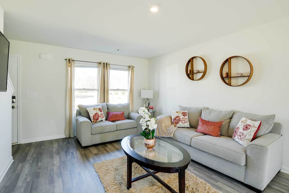 Photo of Bedroom in Conestee