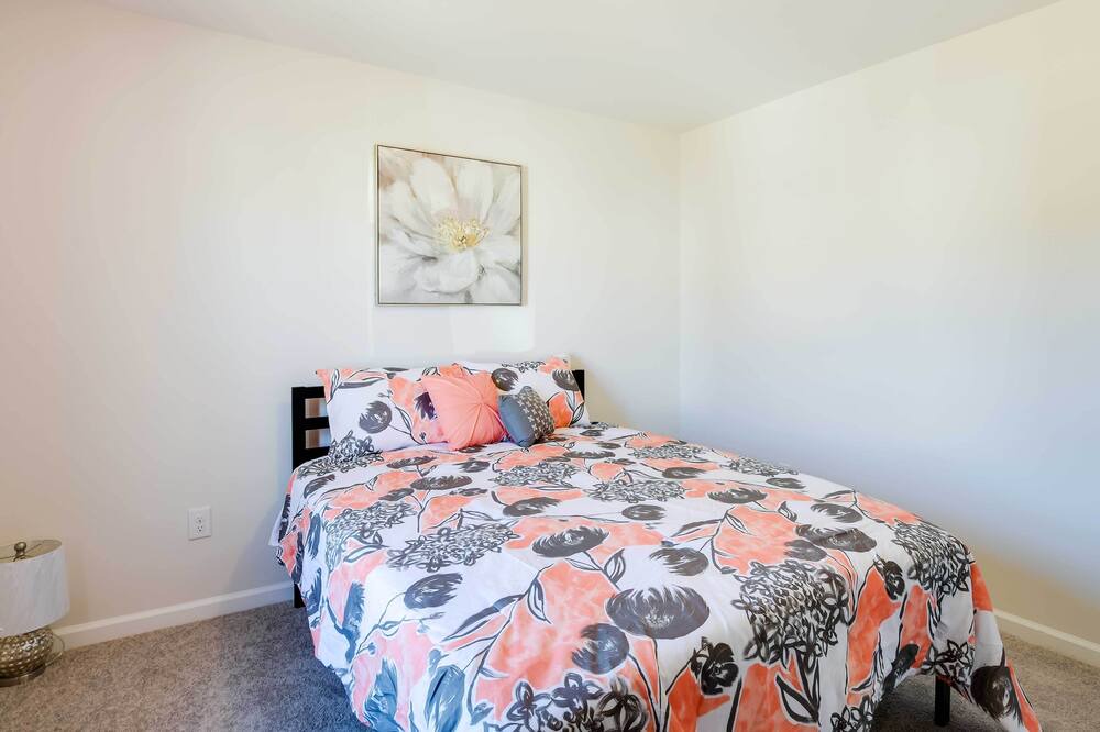 Photo of Bedroom in Conestee