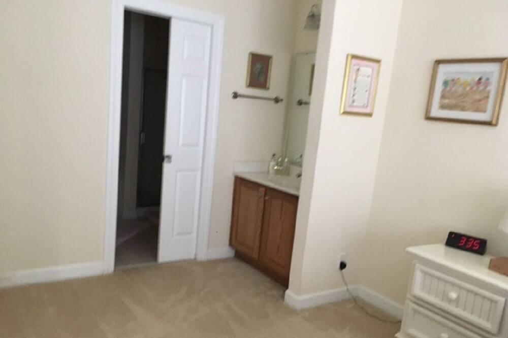 Photo of Bedroom in Santee