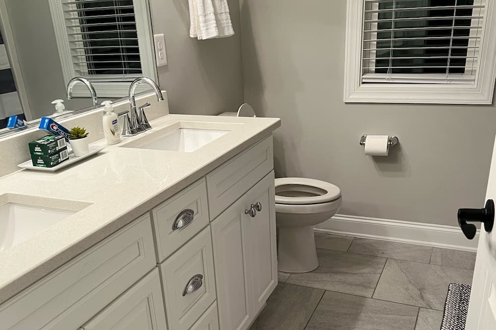 Photo of Bathroom in Grovetown