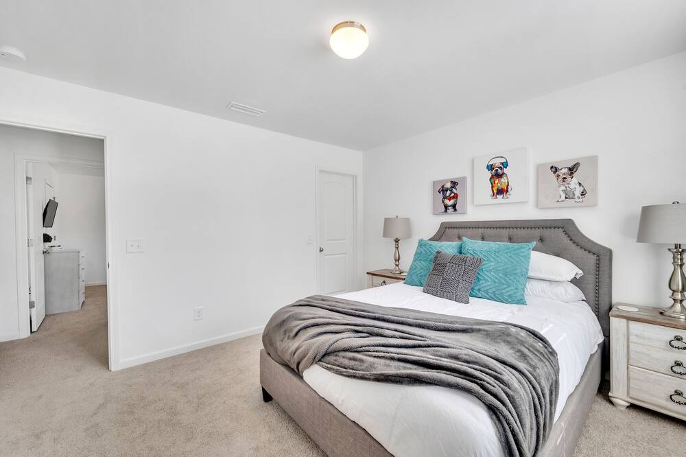 Photo of Bedroom in Charlotte