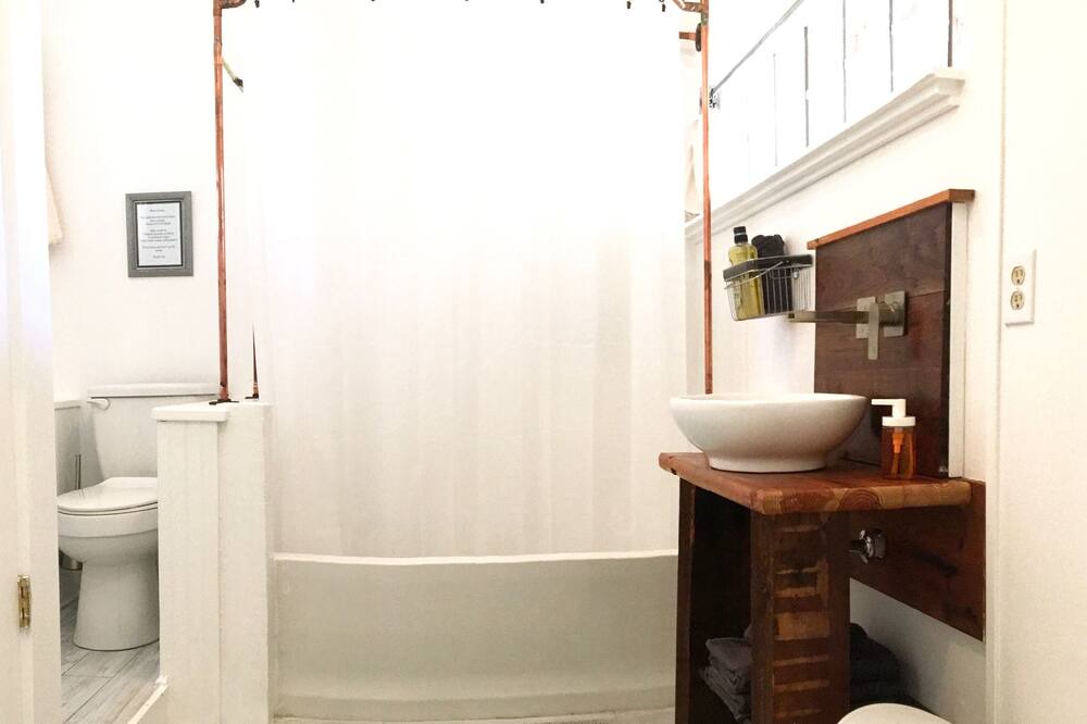 Photo of Bathroom in Athens