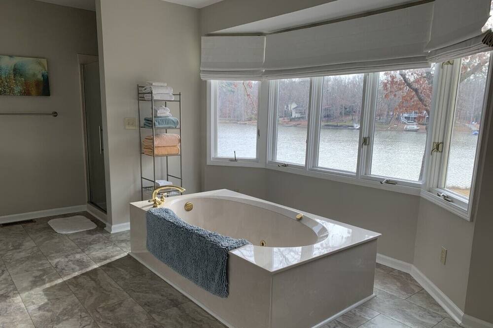 Photo of Bathroom in Lexington County