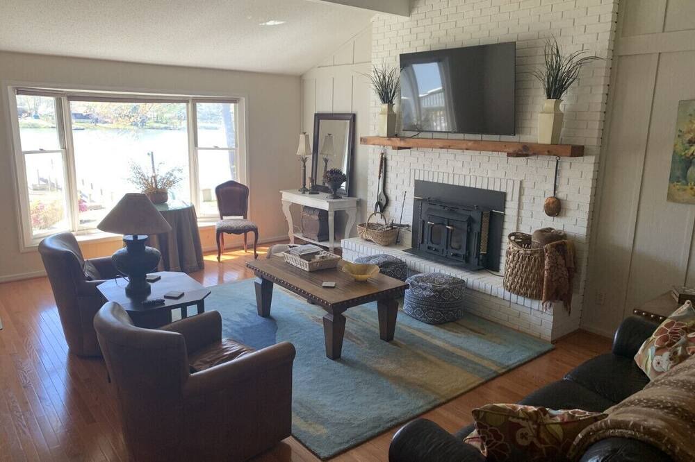 Photo of Livingroom in Lexington County