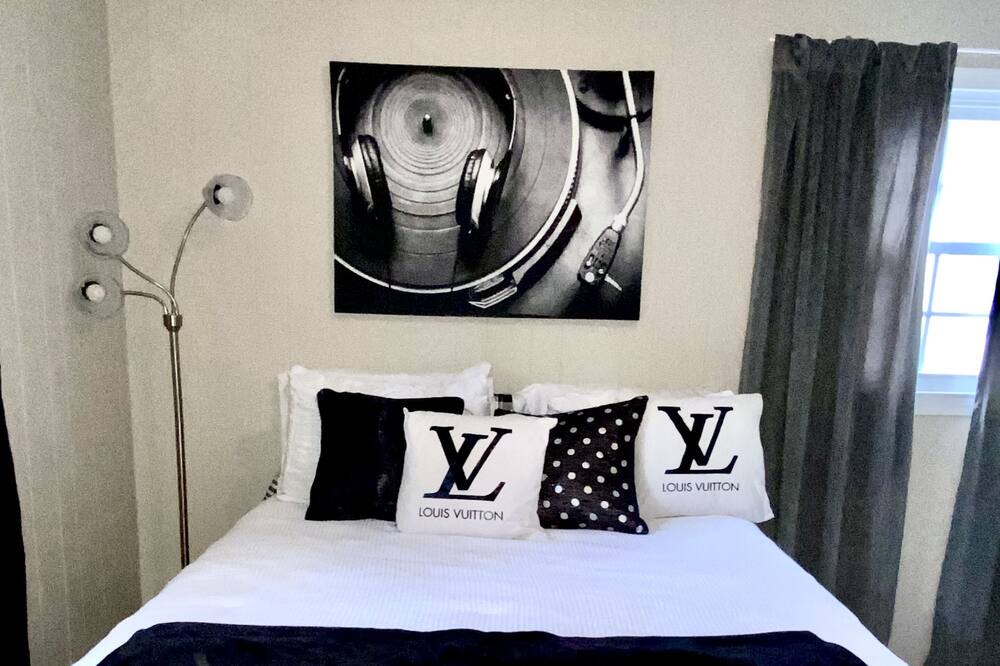 Photo of Bedroom in Greenville