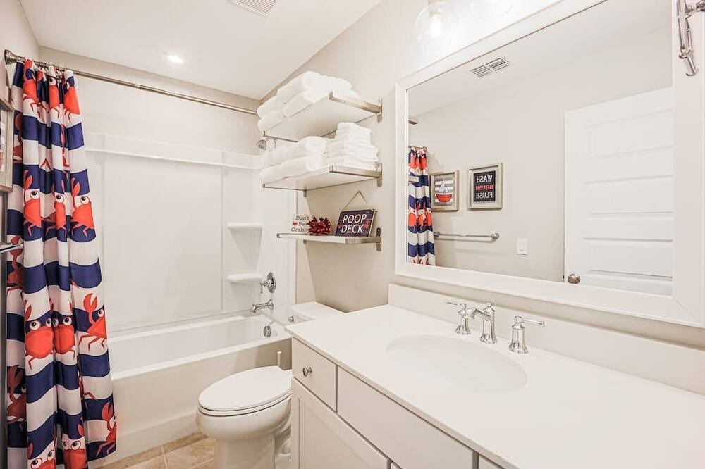 Photo of Bathroom in Palmetto Dunes