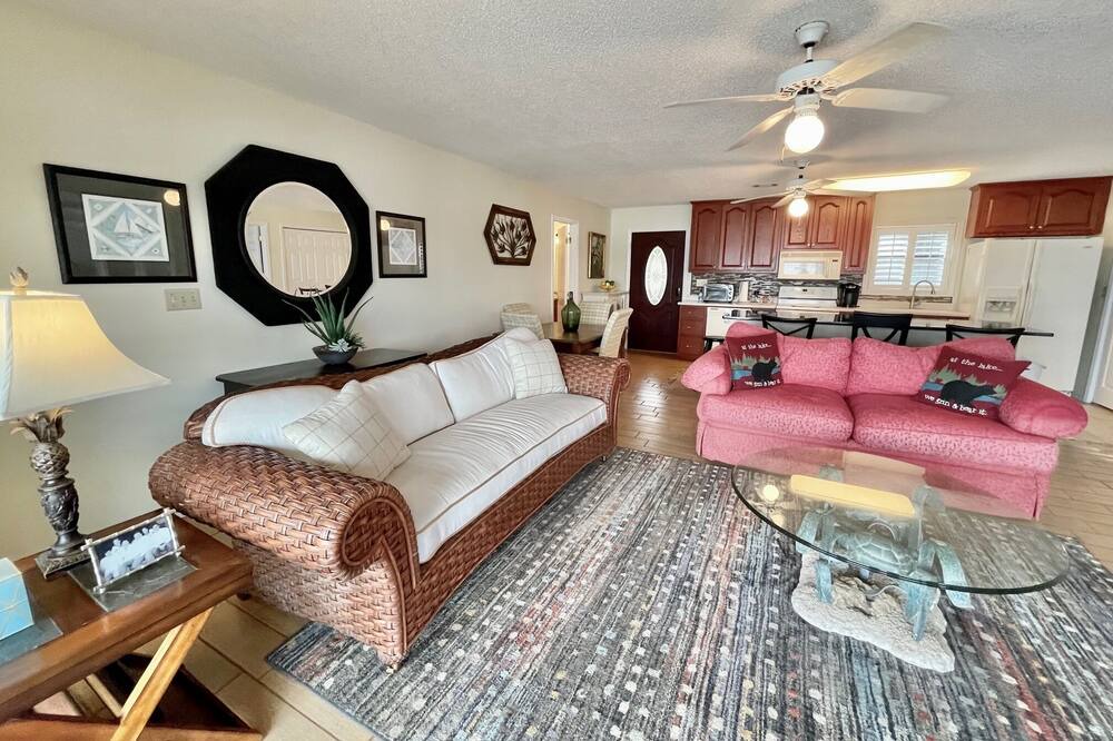 Photo of Livingroom in Statesboro